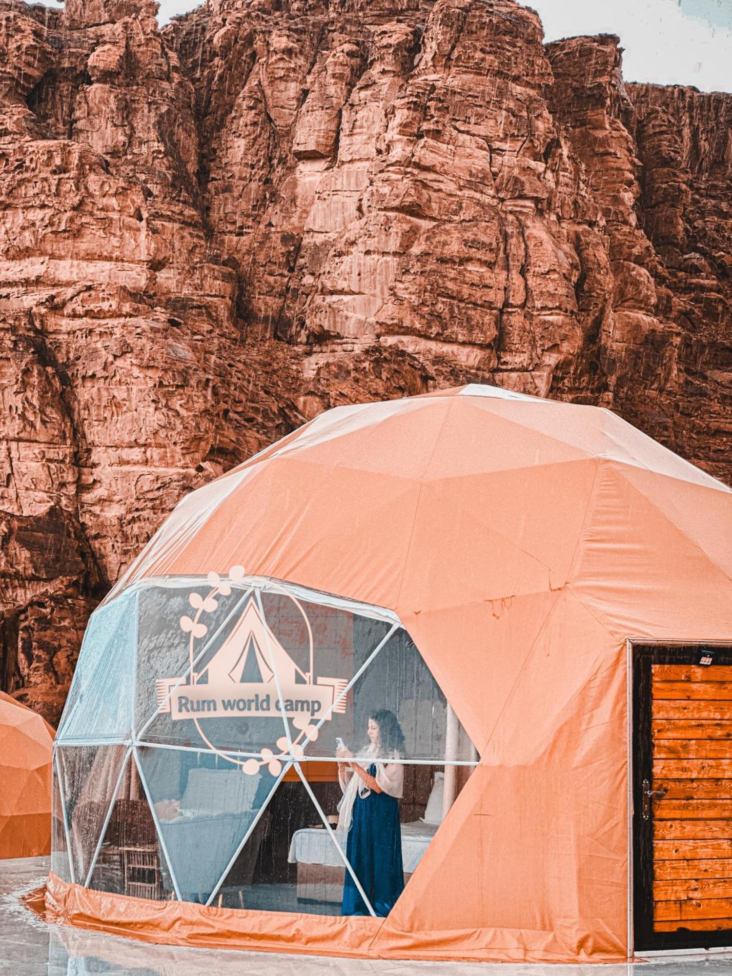 Rum World Bubble Luxury Camp Wadi Rum Esterno foto