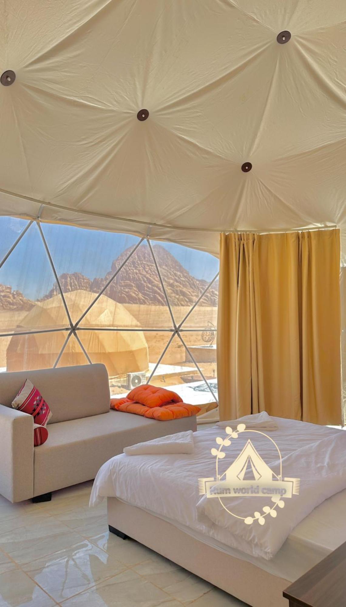 Rum World Bubble Luxury Camp Wadi Rum Esterno foto